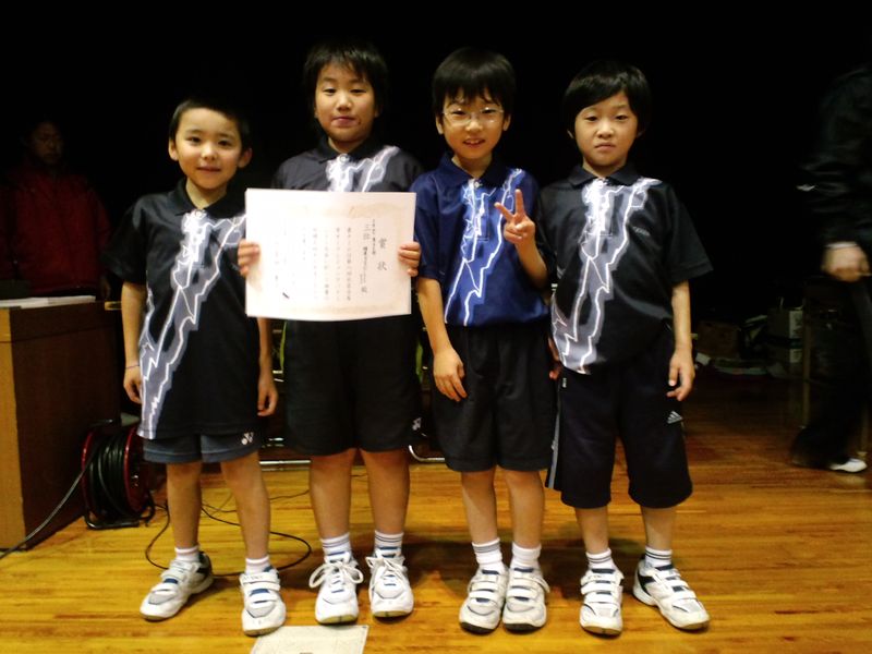 3boy3i-s.jpg
